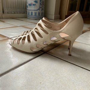 Authentic Manolo Blahnik Leather Heels